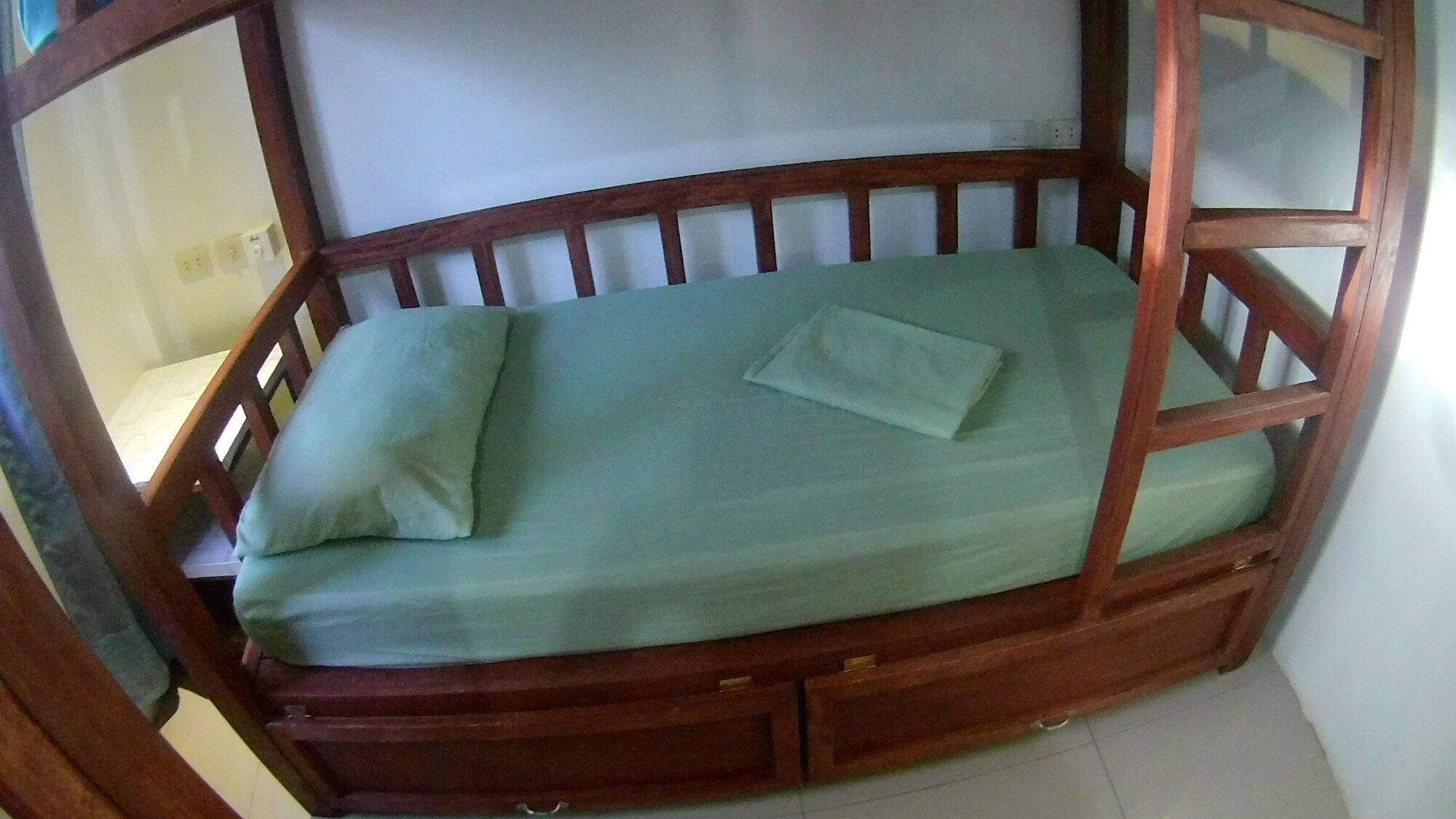 Footprints Homestay (Adults Only) General Luna  Eksteriør bilde